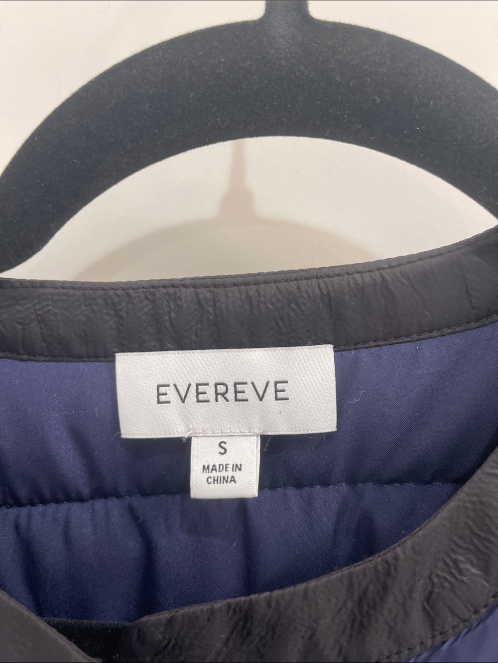 Evereve Navy Quilted Snap-Front Puffer Jacket with Black Trim - Picture 2 of 5